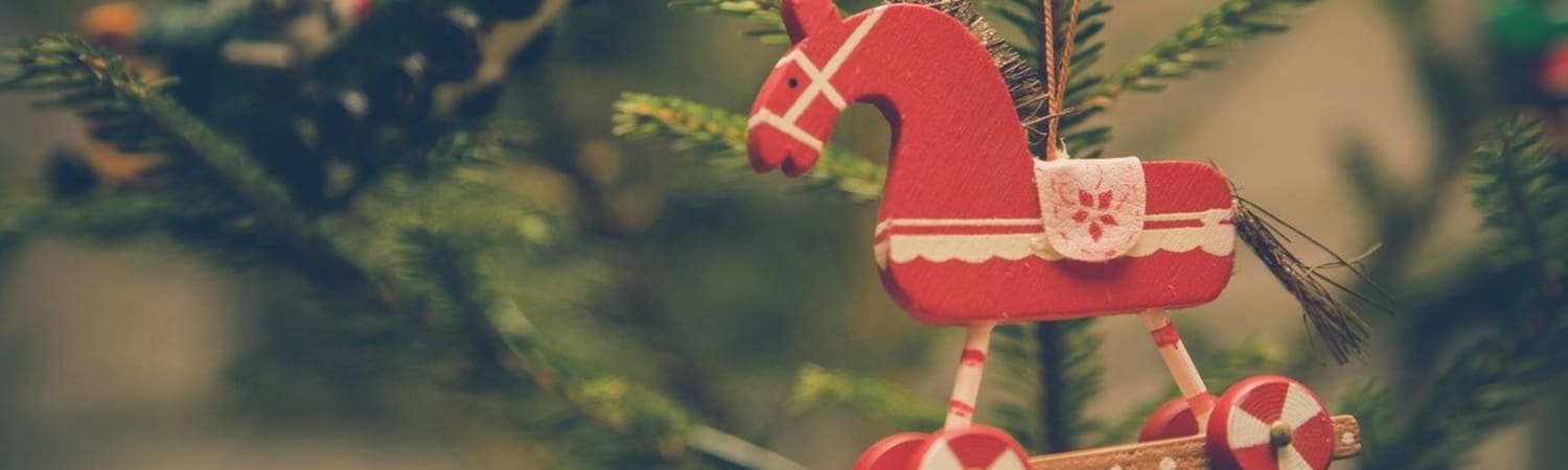 Supporting bereaved parents through their first Christmas